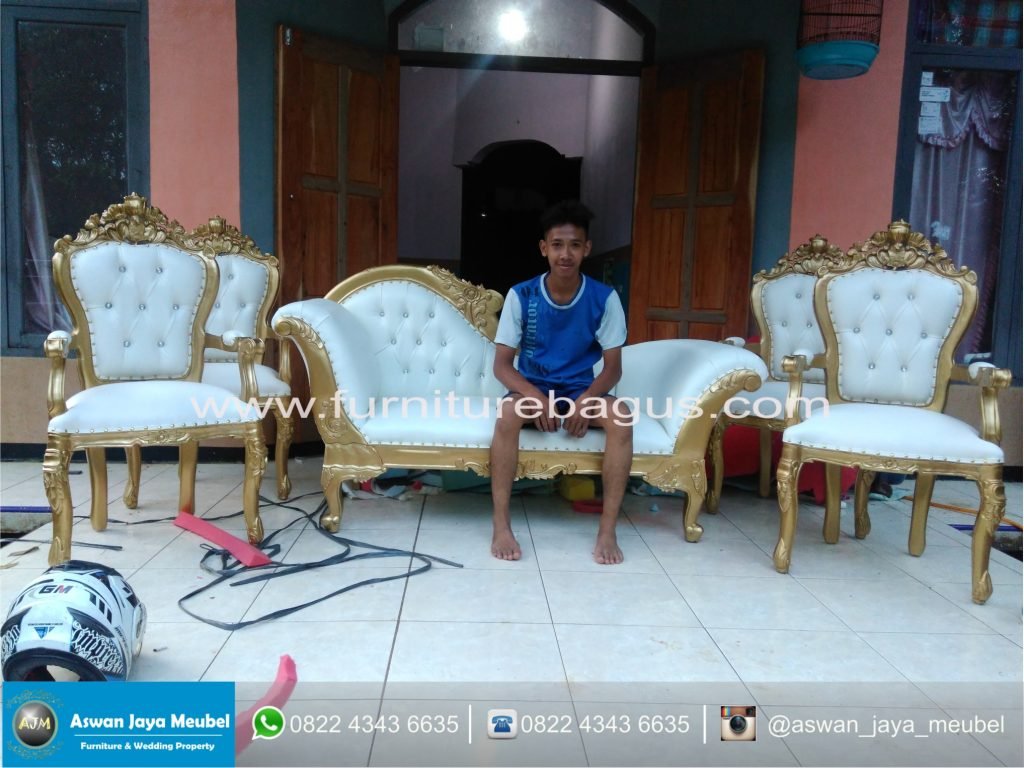 kursi sofa pengantin