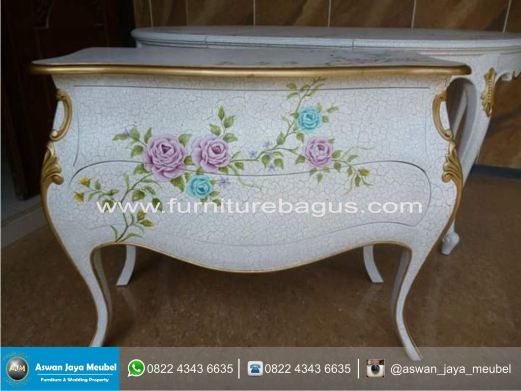 Meja Kayu Minimalis